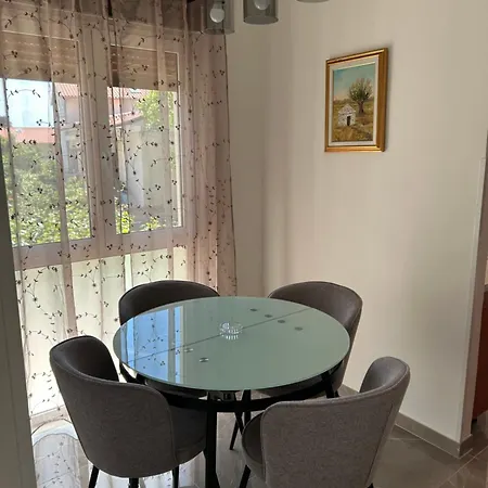 Dolores Ii Apartment